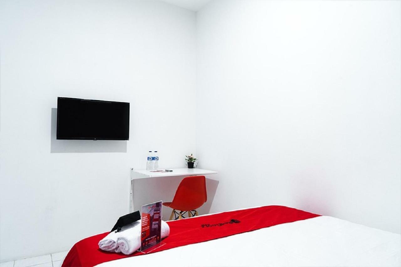Reddoorz Near Seasons City Mall Jakarta Ngoại thất bức ảnh